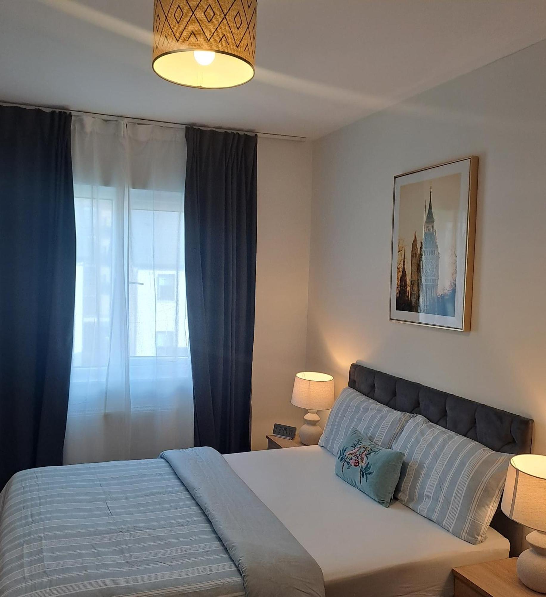 Cozy Bedroom In Lucan, Дублин Экстерьер фото